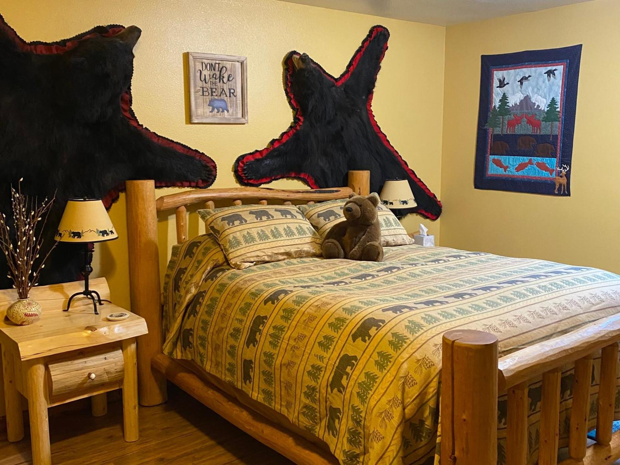 Two Bears Inn Bed & Breakfast Red Lodge Dış mekan fotoğraf