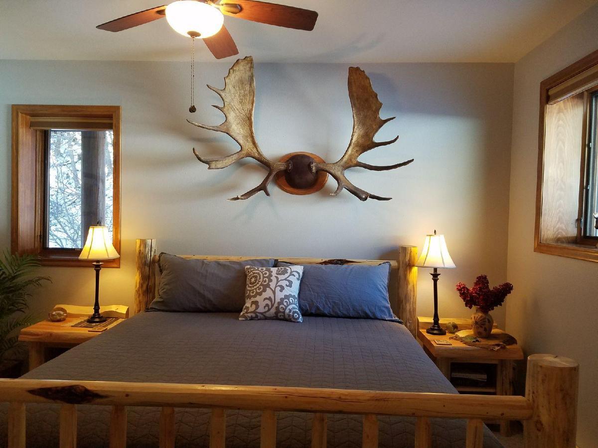 Two Bears Inn Bed & Breakfast Red Lodge Dış mekan fotoğraf